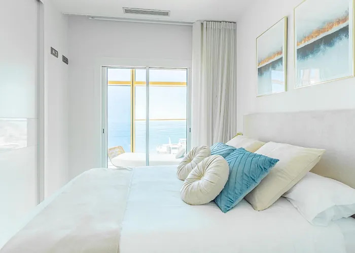 Intempo By Holuxe - 225 - 22nd Floor Apartment